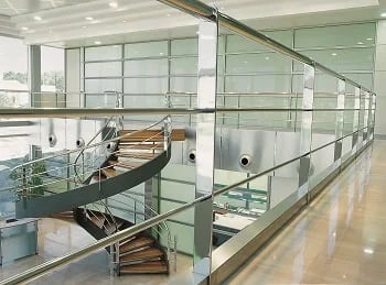 Mamparas y divisiones para oficinas
