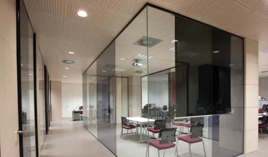 Mamparas de cristal en Valencia Vilu-Ofis